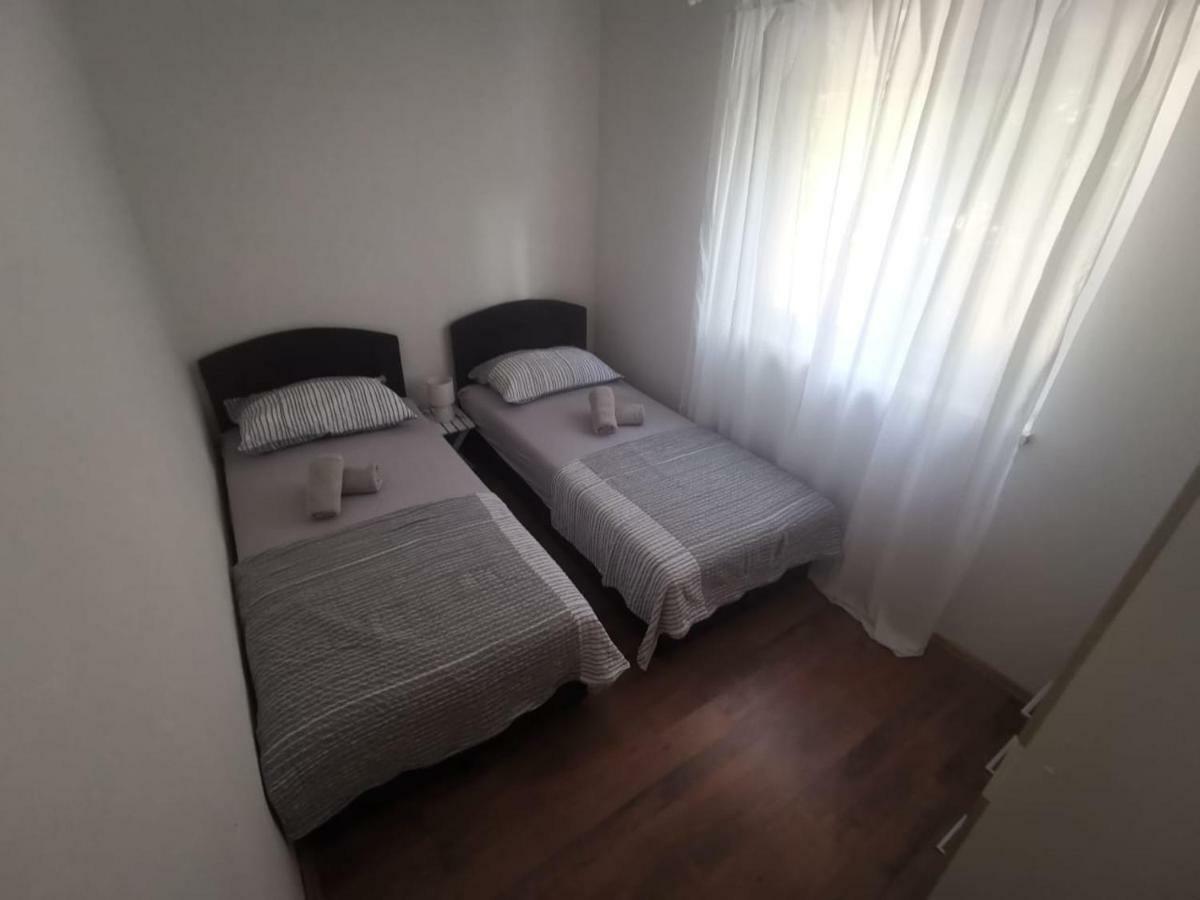 Mala Kuca Lejlighed Vodice Eksteriør billede